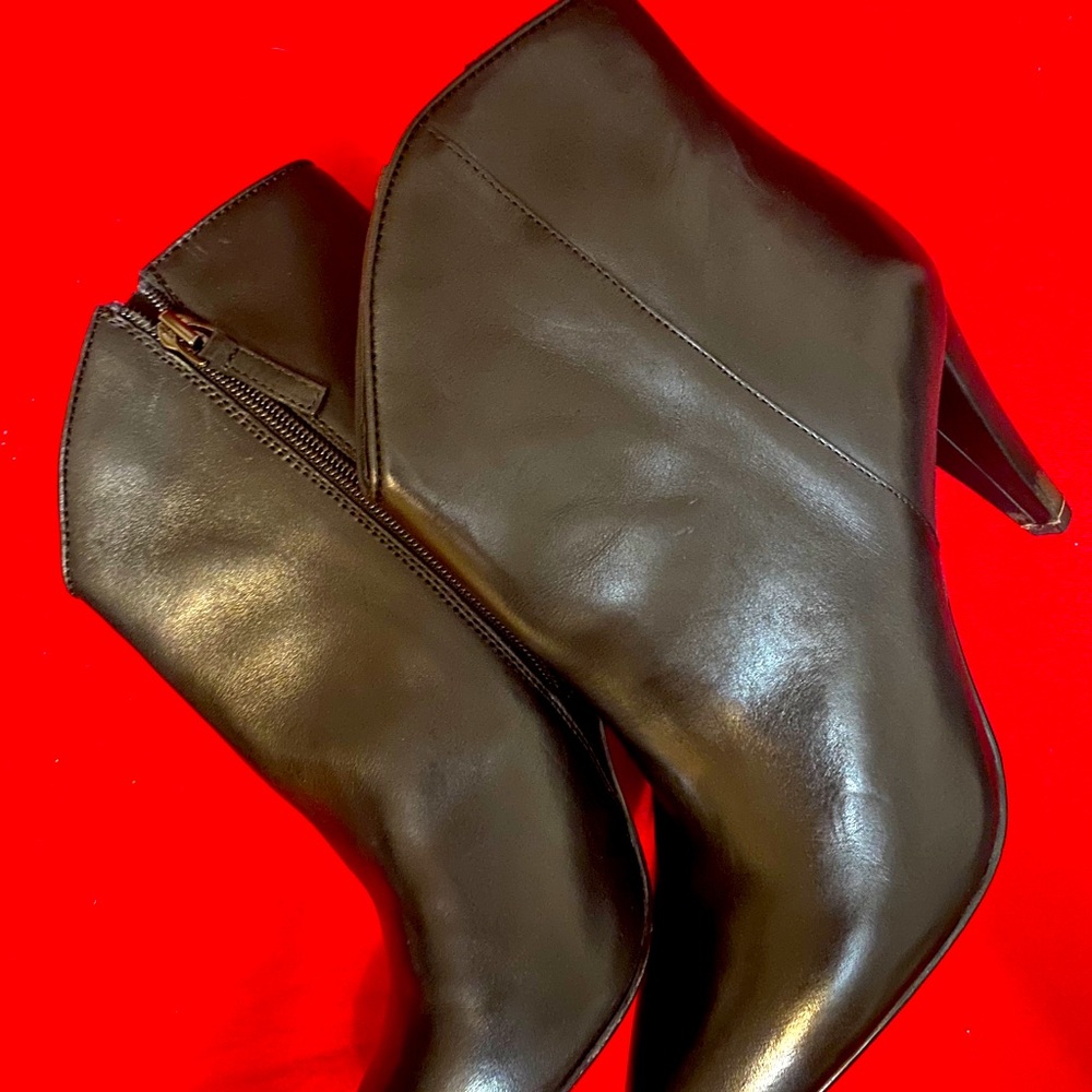 Halogen shoes
